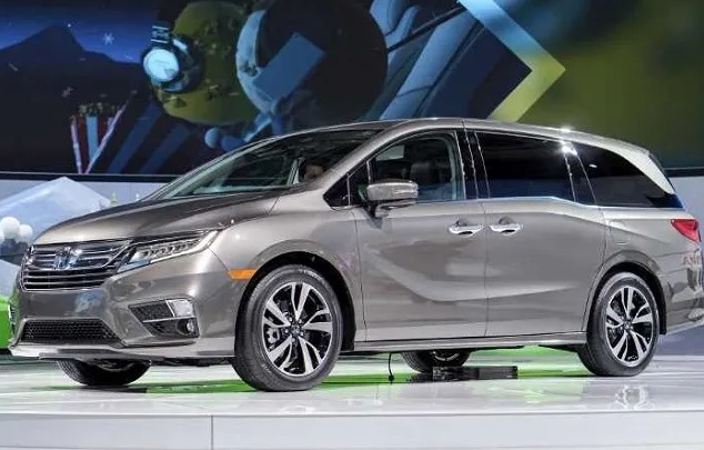 2024 Honda Odyssey: Redesign & Hybrid