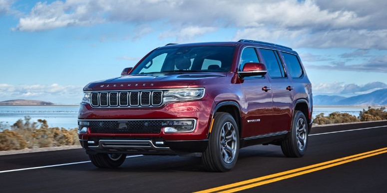 Jeep Wagoneer 2023: Price, Interior, & Photos